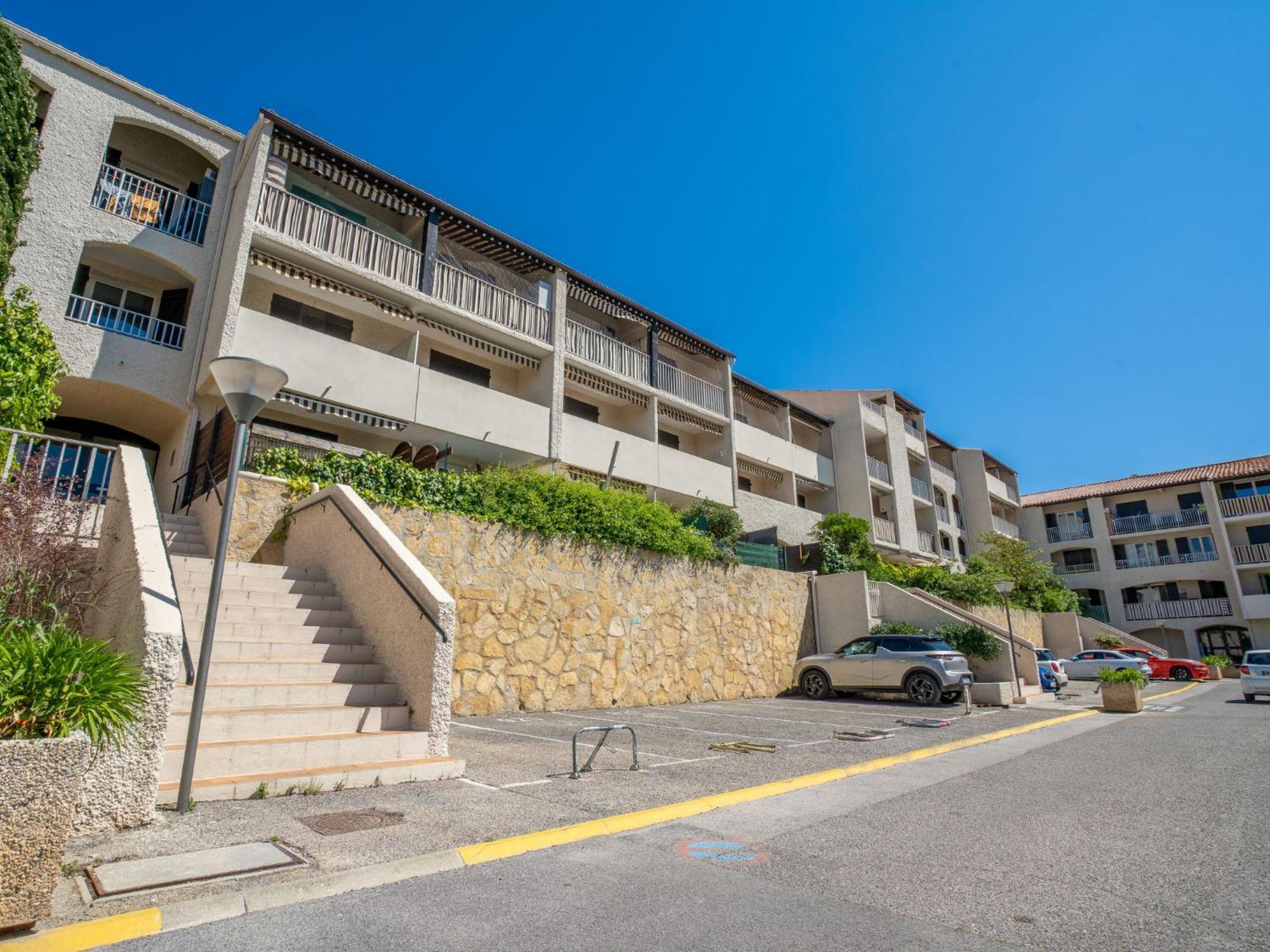 Apartment Les Aigues Marines-58 By Interhome Saint-Cyr-sur-Mer Bagian luar foto